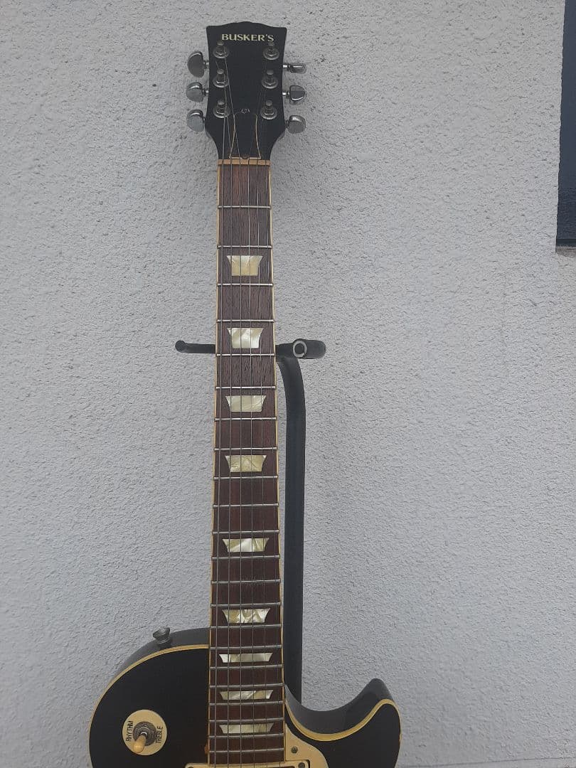 最終値下げBUSKERS レスポールタイプエレキギター