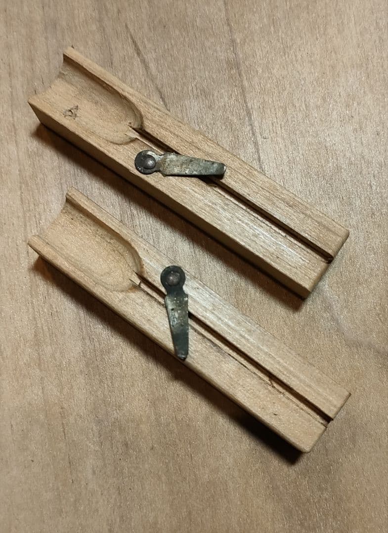 レトロ✩点滴ガラス容器・針入れ・木製ケース付き