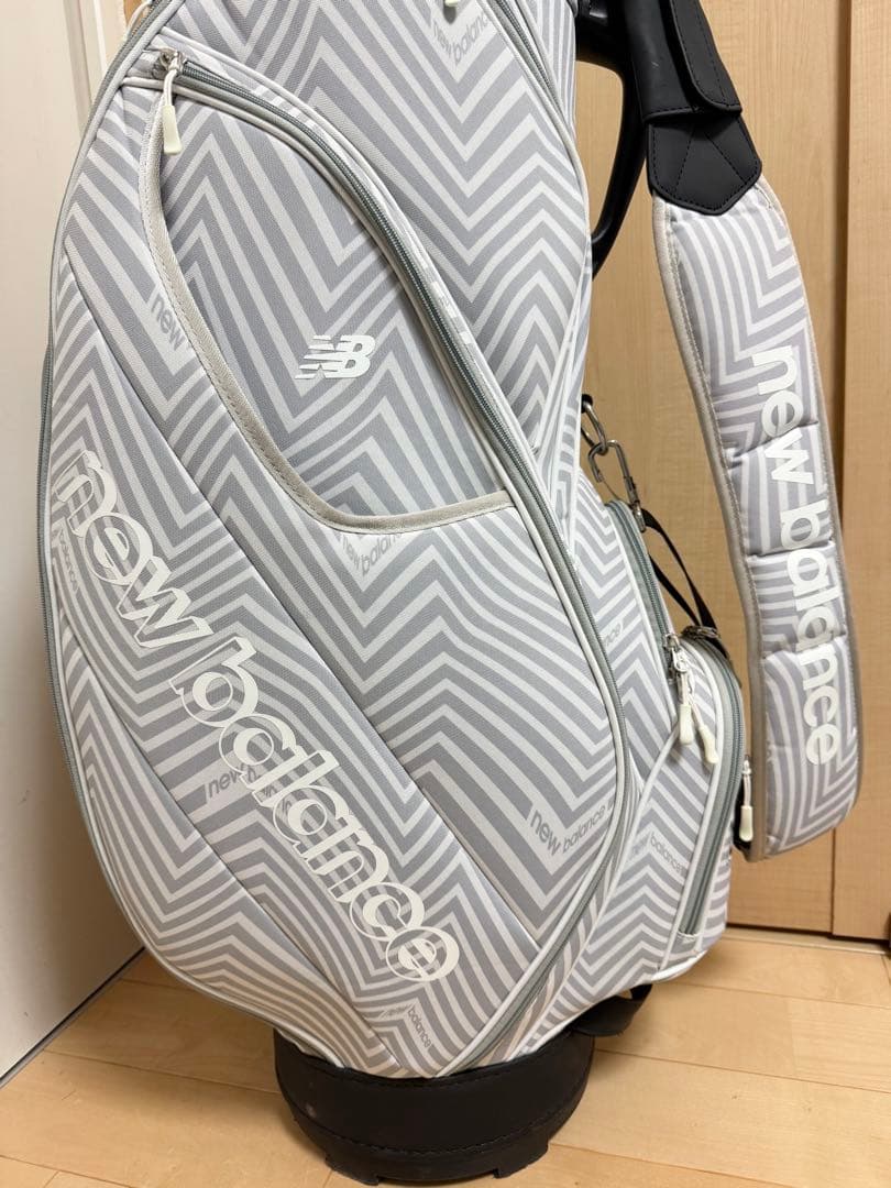 美品★ニューバランス★キャディバッグ★ゴルフ★ゴルフバッグ★newbalance
