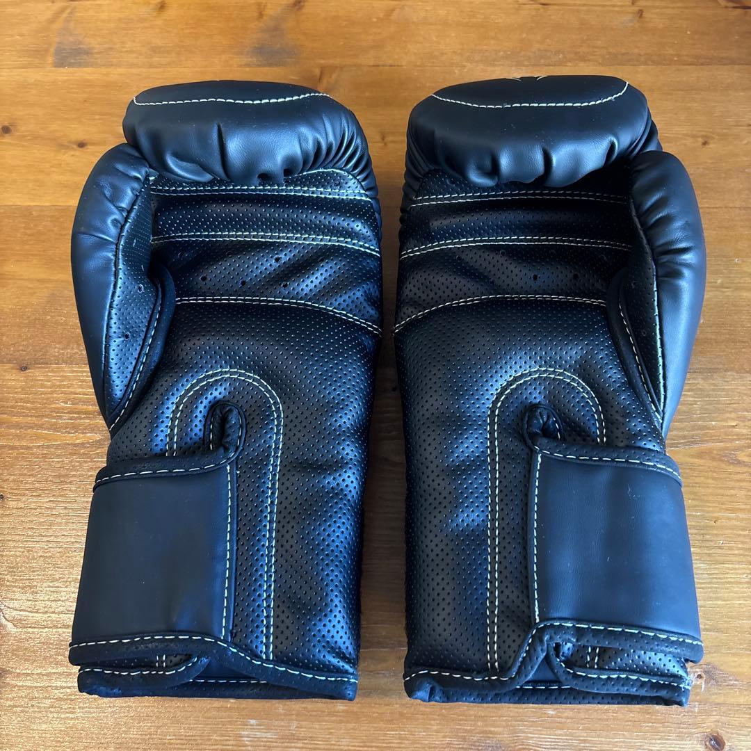 【新品】Venum Impact Evo 8oz ブラック