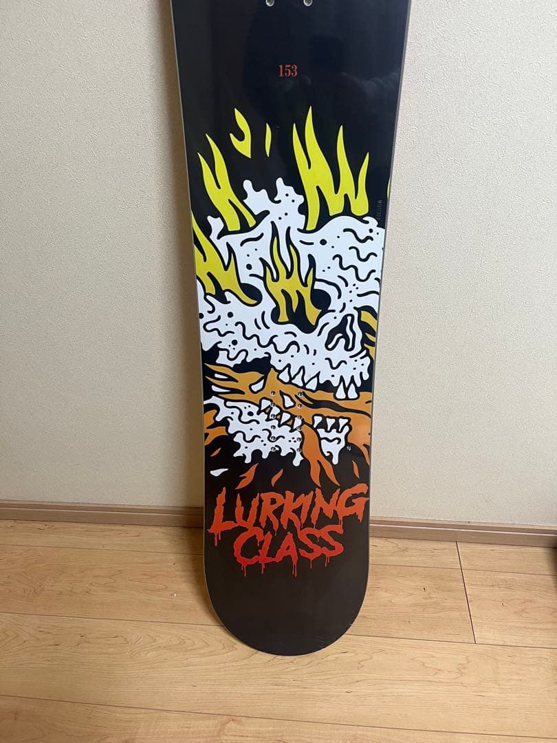 2024-2025モデルLURKING CLASS FIRE SKULL 153