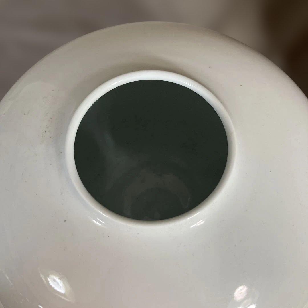 【中村清六】白磁の伝統　名窯　重要無形文化財　有田高麗庵　中村清六作　白磁　壷