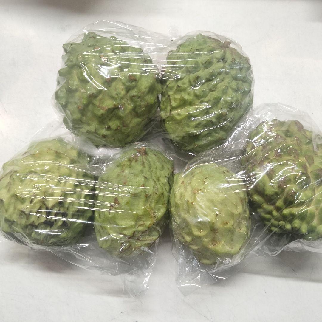 沖縄県産 アテモヤ Ｂ品 約4.4kg【常温便】2/13