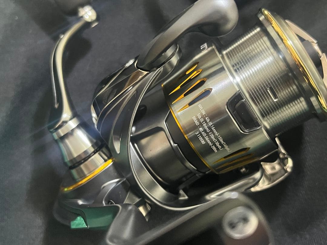 23エアリティLT 2500S スピニングリール　新品未使用☆早い者勝ち☆処分品