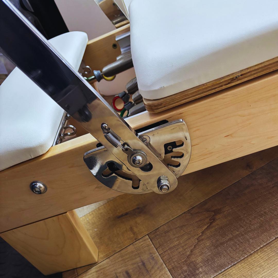 【新品・送料込み／ホワイト】折りたたみ式リフォーマー(メープル材、SWPB）