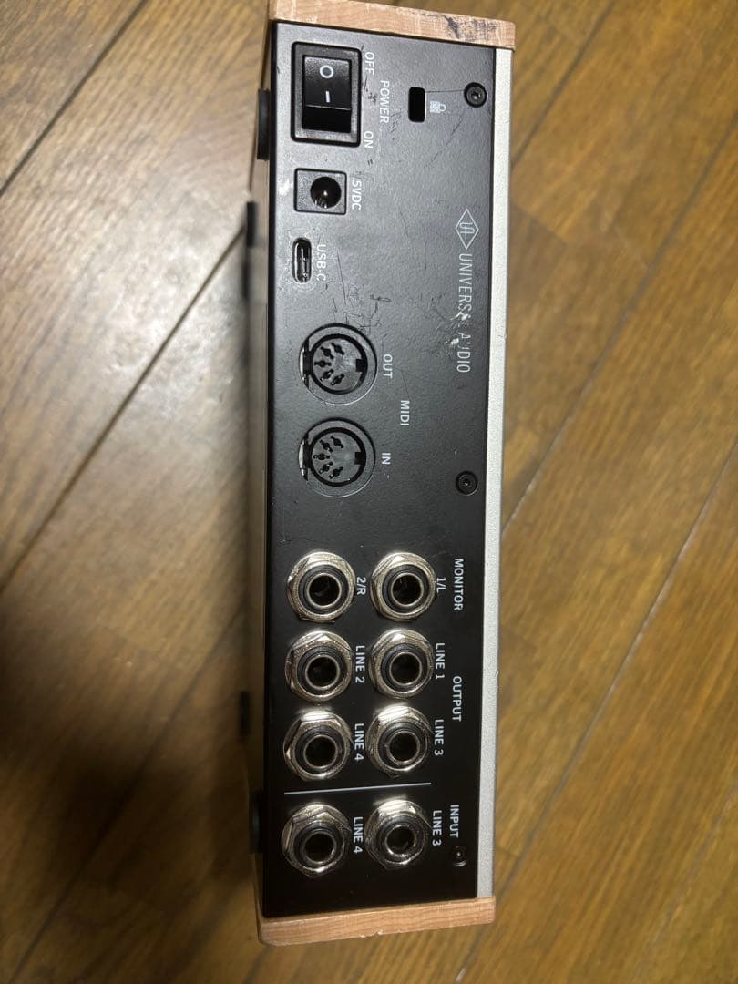 Universal Audio Volt 476 オーディオインターフェース