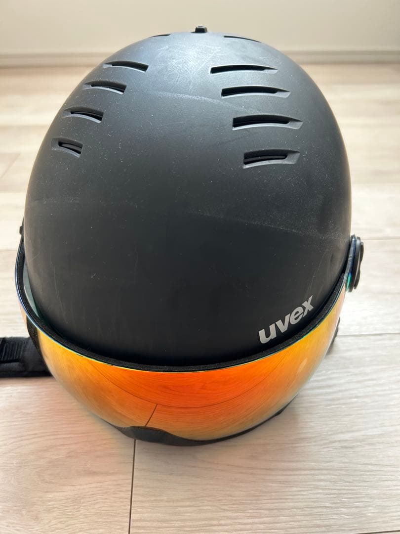 uvex ブラックヘルメット オレンジレンズ
