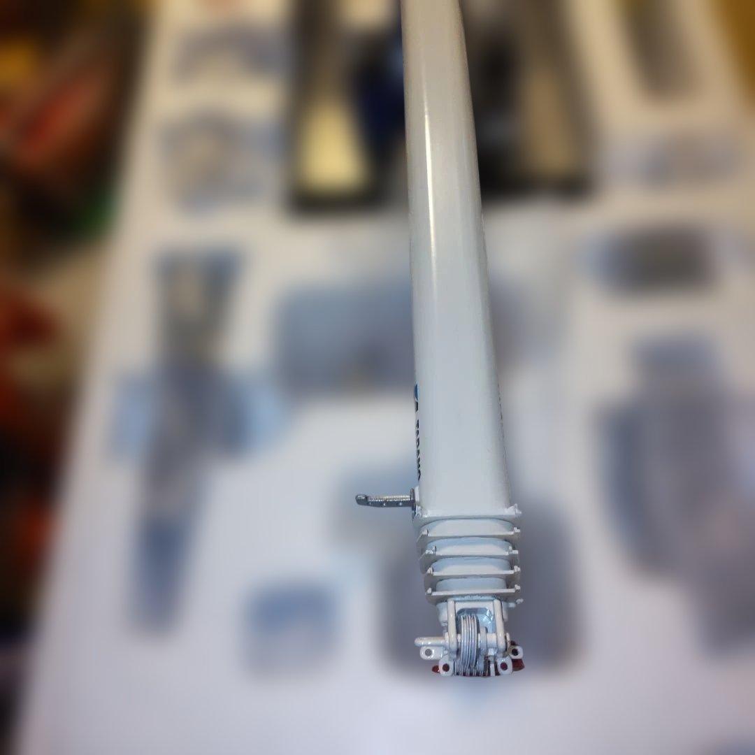 TADANO GTC-2000 テレスコピックブームクローラークレーン　1/50