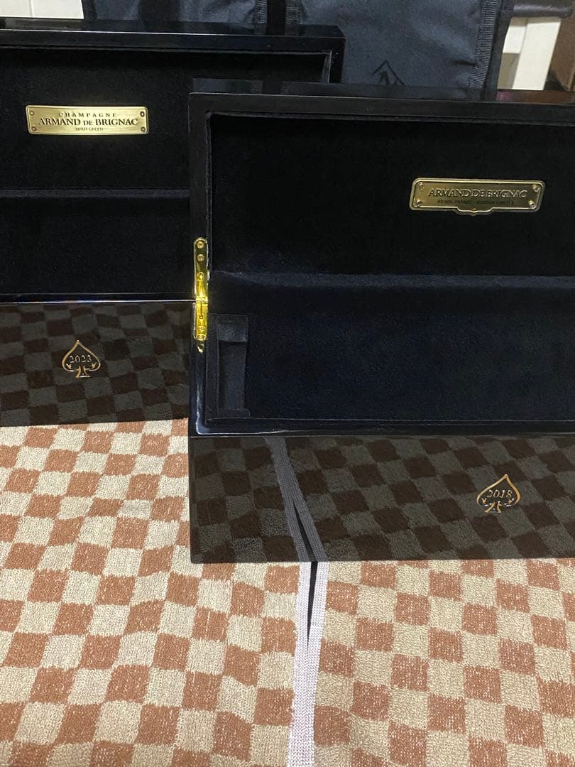 希少♦️アルマンド 限定 2023 2018年☆ケース 保存袋 4点セット♦️送料込