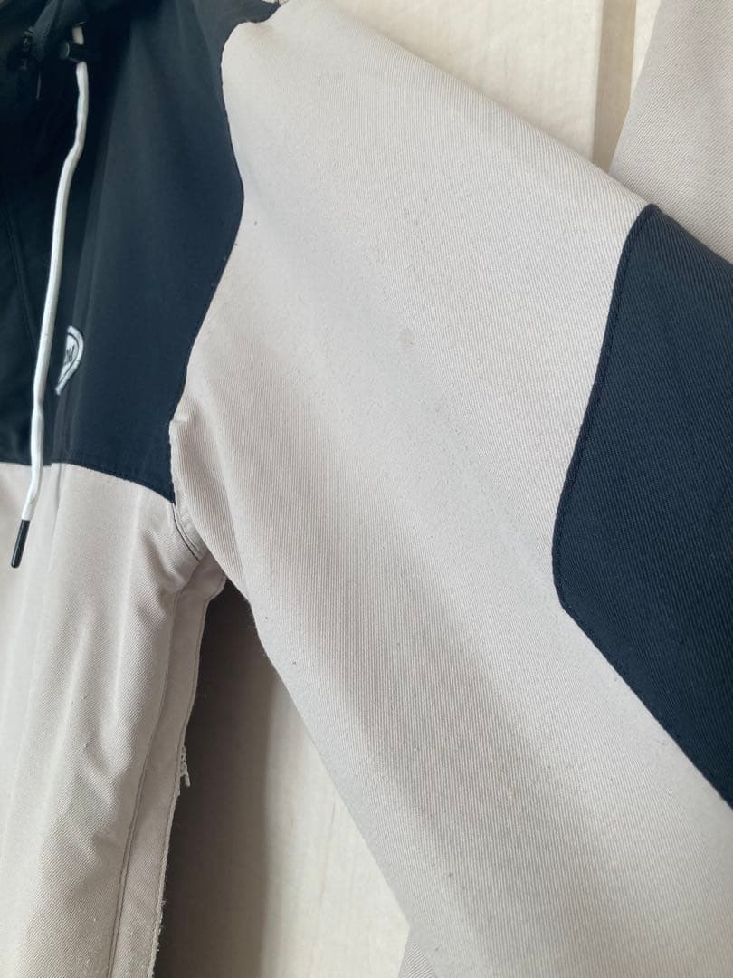 VOLCOMウェア上下セットS スノーボード　LONGO