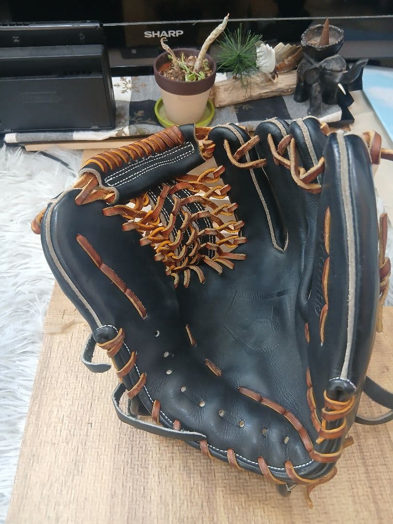 Under Armour 硬式グローブ 黒