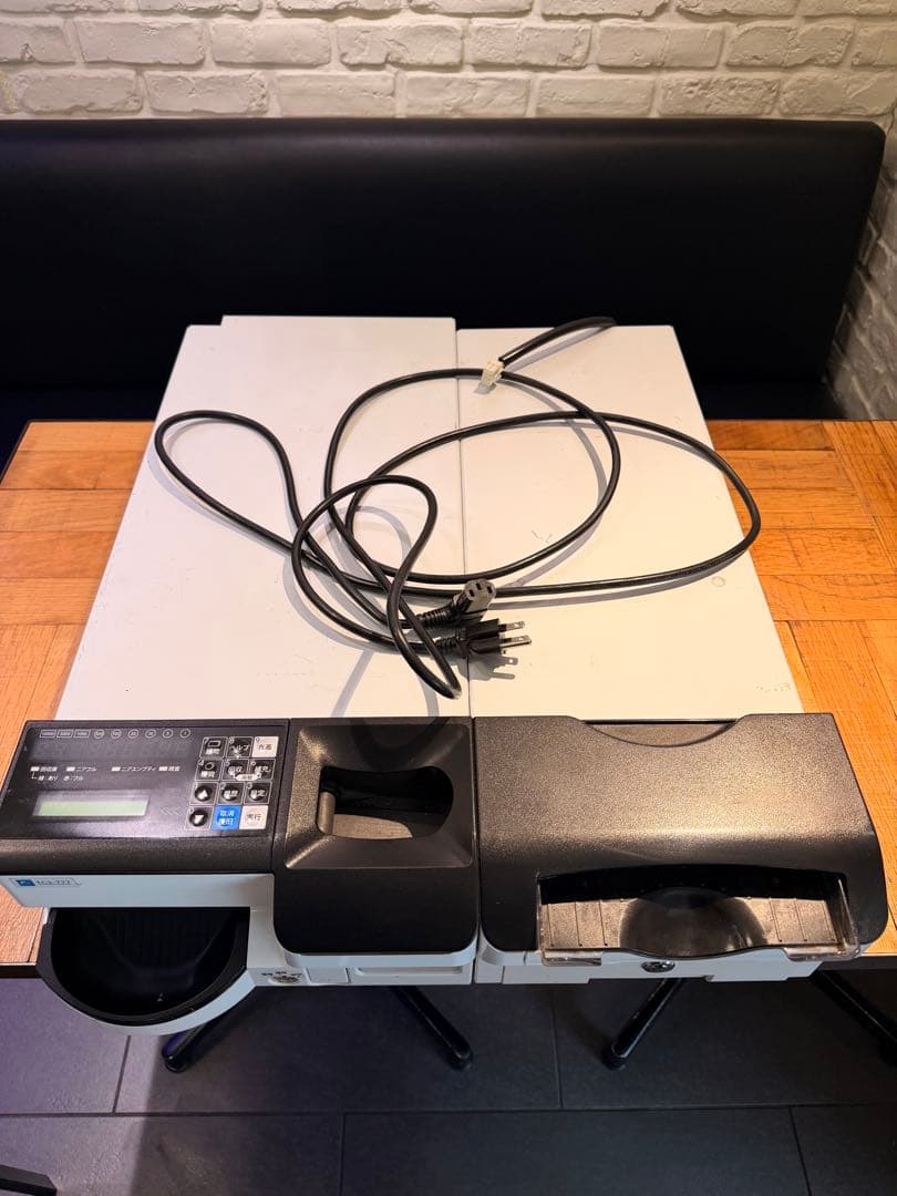 ⭐︎緊急値下げ⭐︎自動釣り銭機　ECS-777 自動釣銭機　カシオ 新紙幣 新硬貨