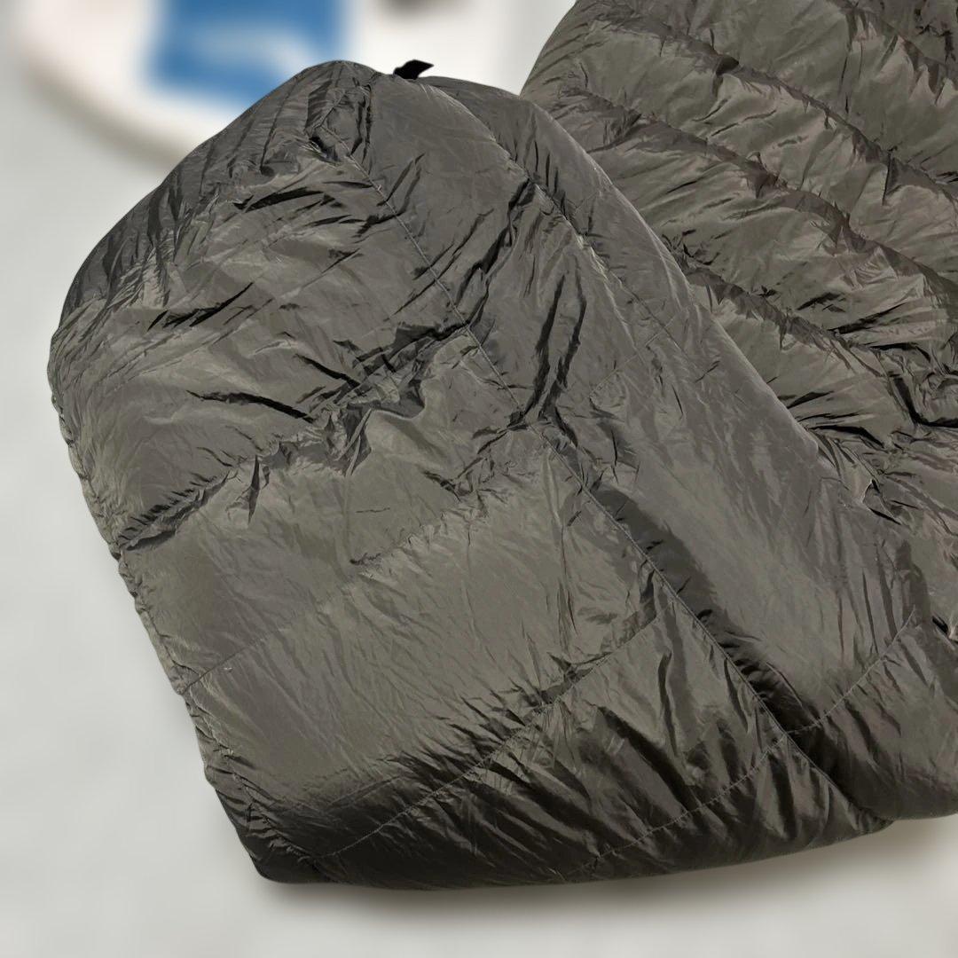 イスカ　ダウンシュラフ　ローツェ　ISUKA Down Plus 寝袋