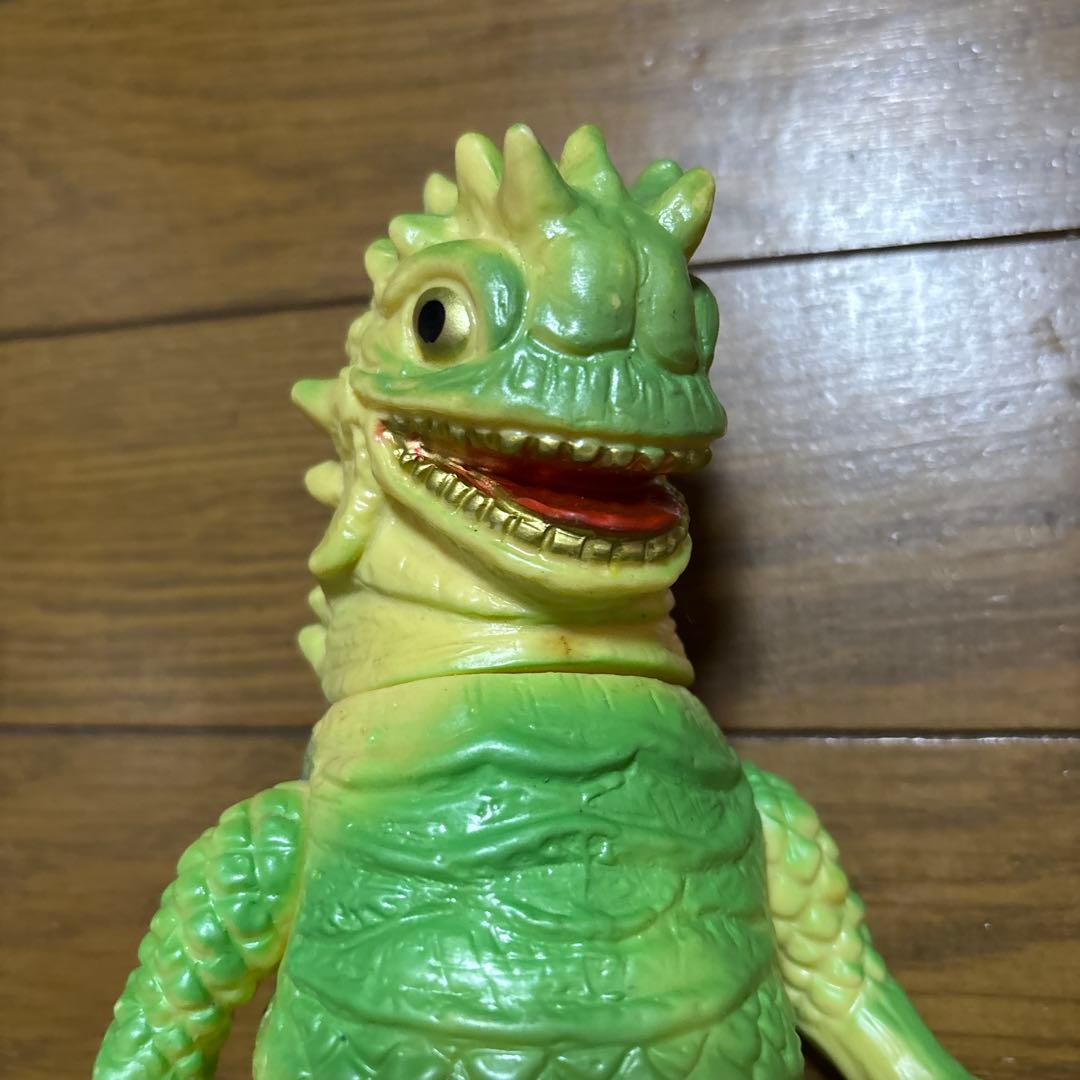 昭和レトロ ブルマァクソフビ ベムラー