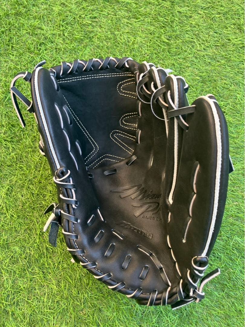 Mizuno ミズノプロ 野球グローブ 黒　軟式　投手用