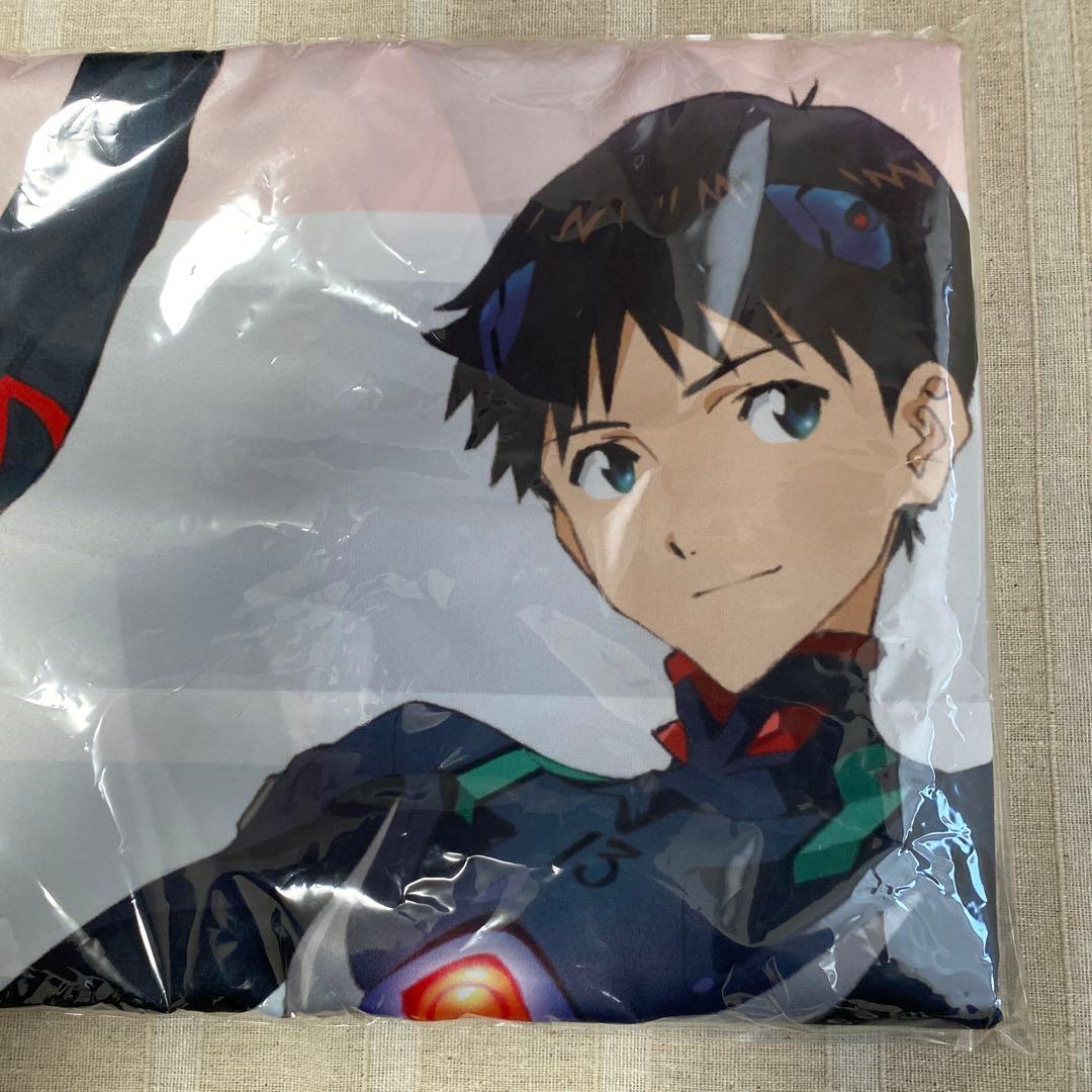 匿名配送 エヴァンゲリオンストア限定 大判マルチクロス ラジオ 缶バッジ 3点