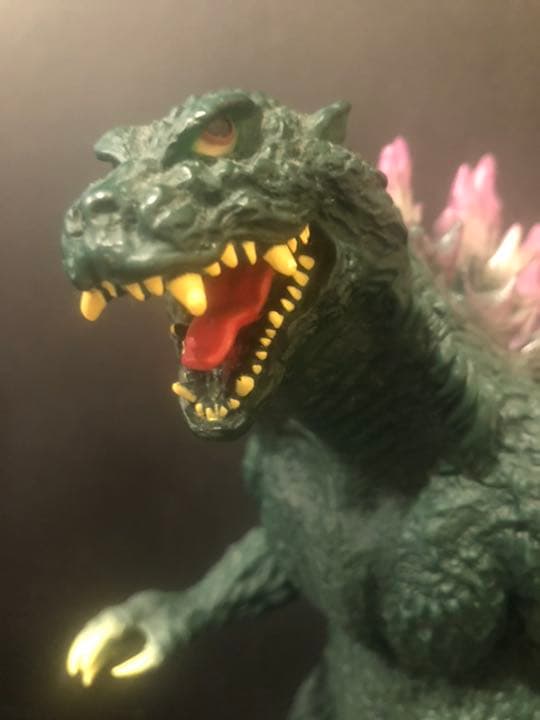 ゴジラ　フィギュア　非売品