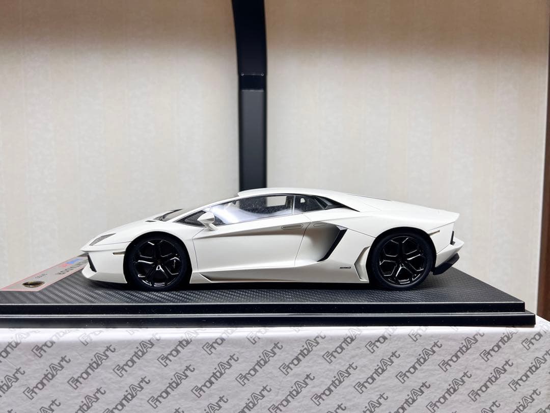 1/18 シリアルNo2 フロンティアート ランボルギーニ アヴェンタドール