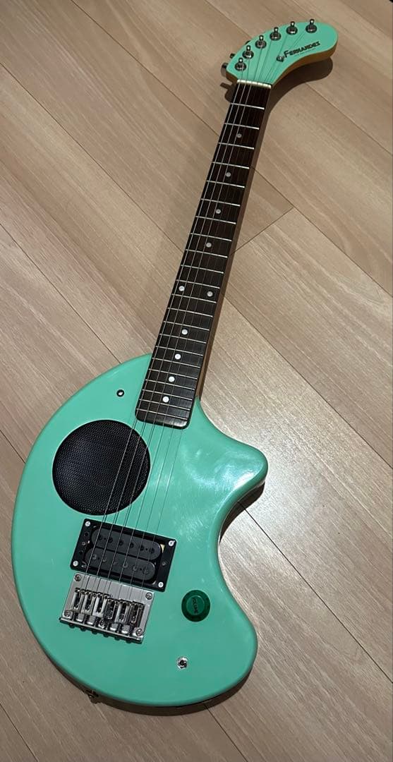 希少 Fernandes ZO-3(ぞーさん)スピーカー内臓エレキギター 完動品