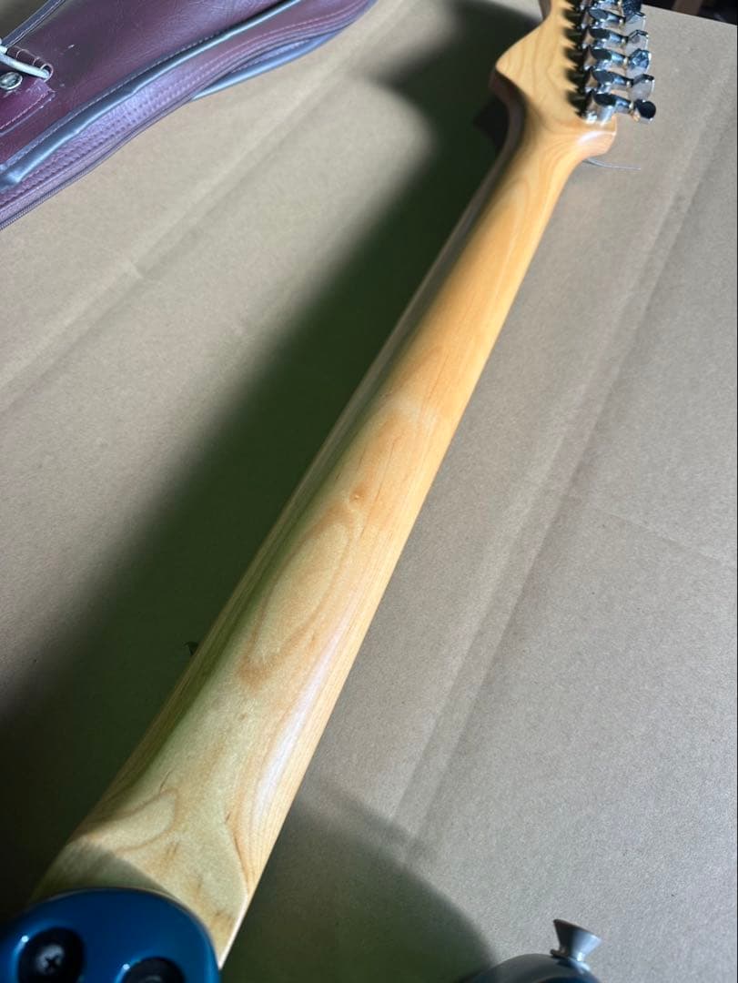 G1760 FERNANDES サスティナー エレキギター　ケース付き