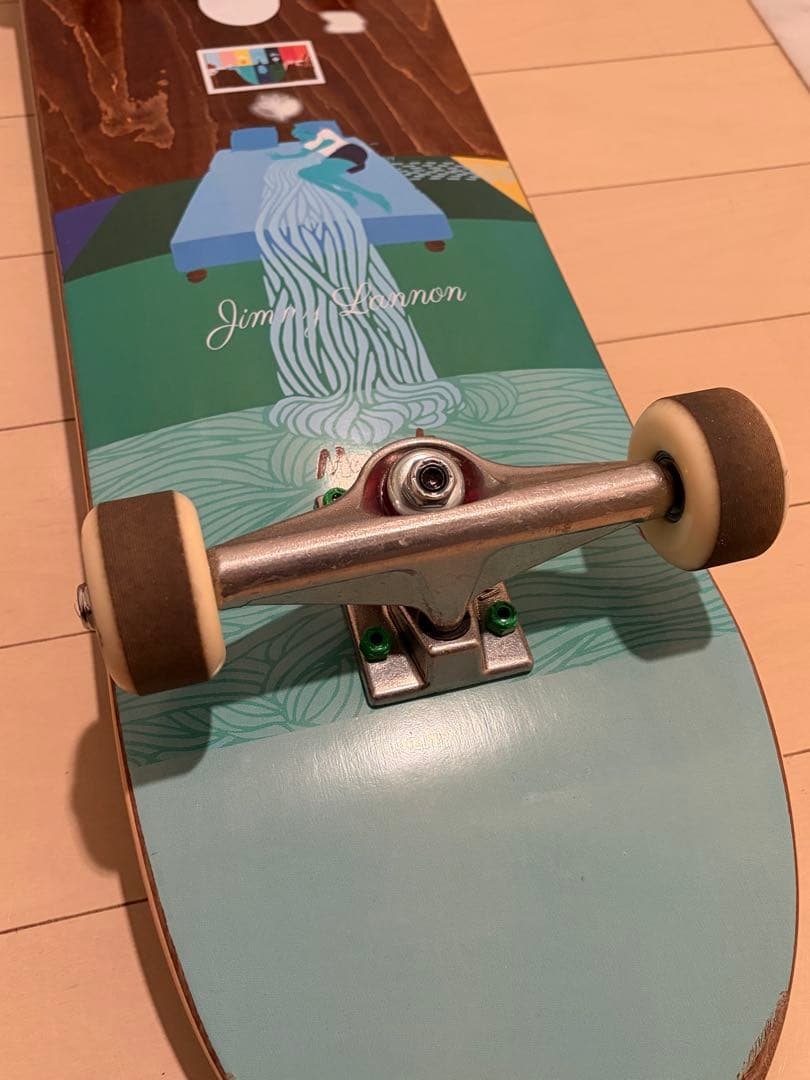 デッキ8.0inch・venture low・ウィール52mm