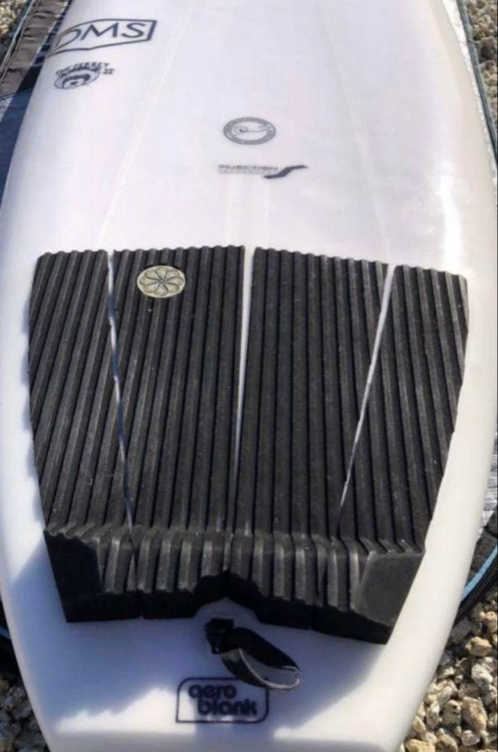 DMS ショートボード 5フィンボックス