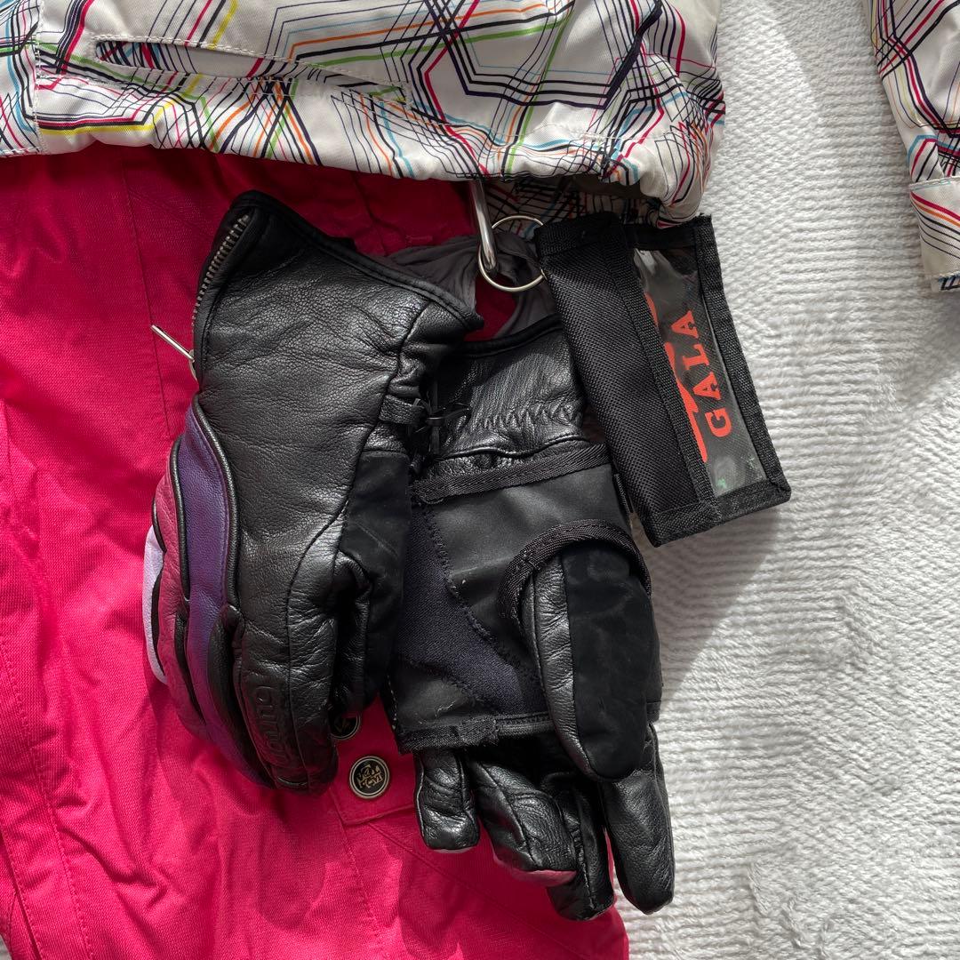 スノーボードウェアセット（女性用）ボルコム　 帽子バートン