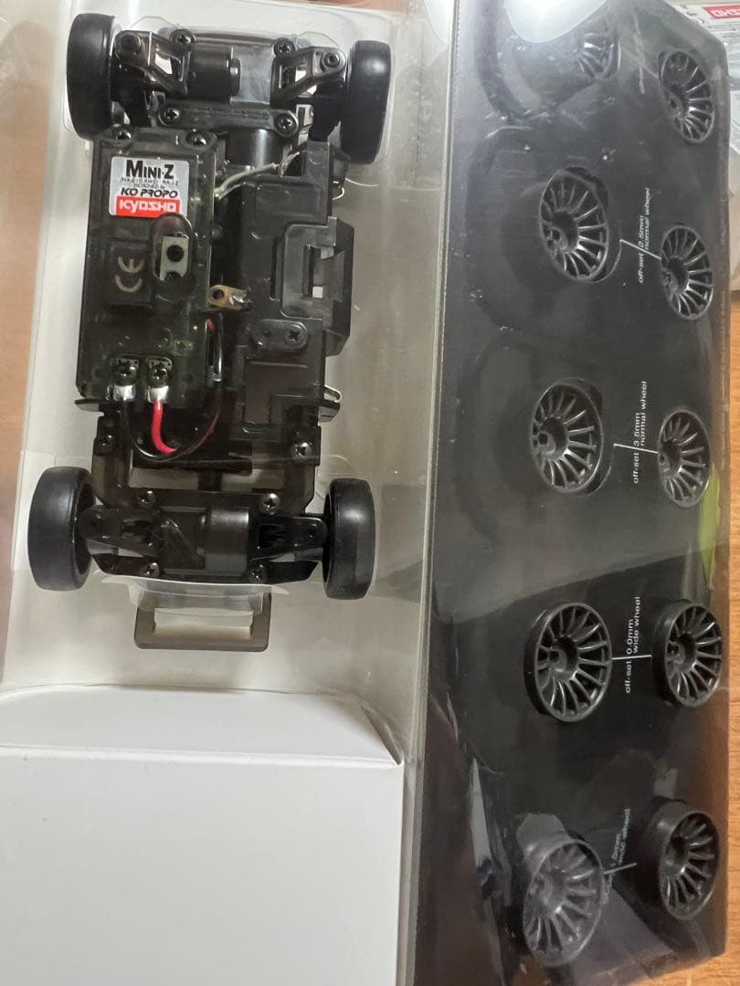 京商　KYOSHO Mini-Z AWD ALL WHEEL DRIVE