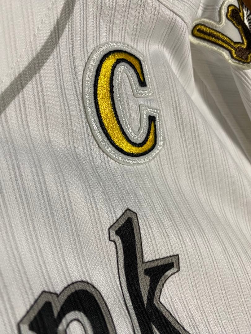 福岡ソフトバンクホークス小久保裕紀2000本安打記念ハイグレードユニフォーム