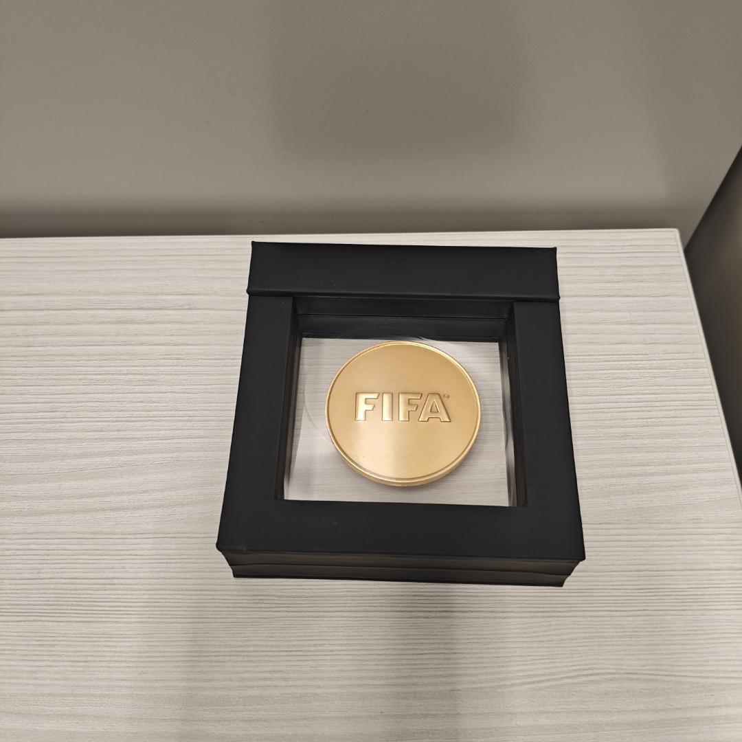 東京オリンピック サッカー 記念メダル FIFA TOKYO 2020 ケース付