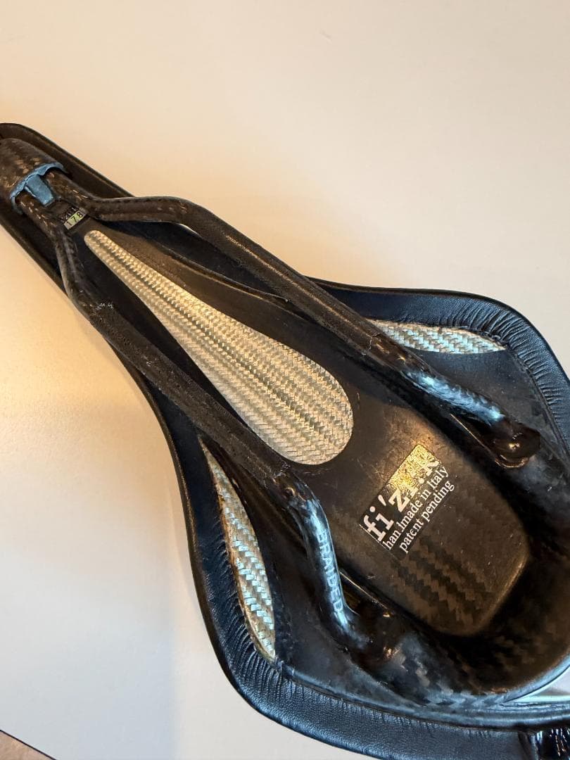 パーツ Fizik Arione CX Carbon Saddle