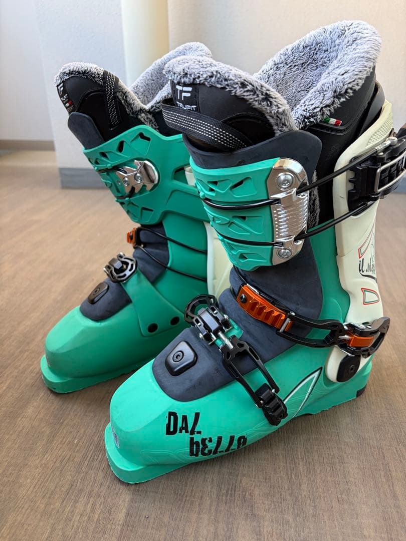 ダルベロ スキーブーツ　Dalbello IL Moro MV
