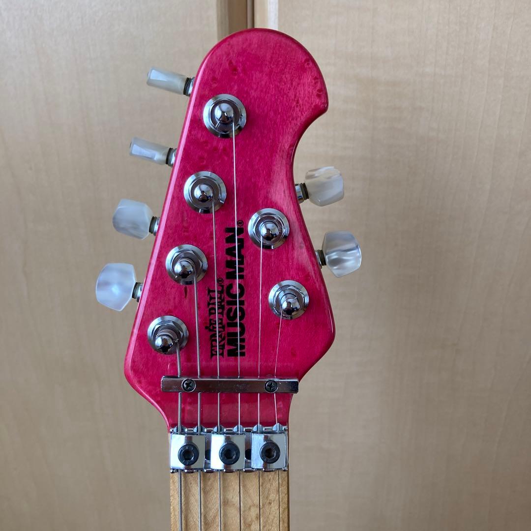 ミュージックマン　Axis ex ピンク