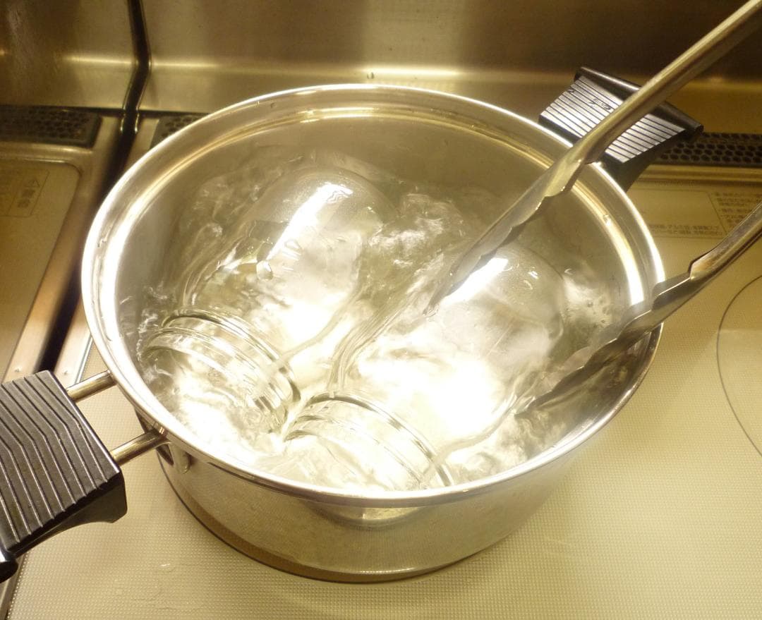 安心の日本みつばち 芳醇糖度80％優良品 非加熱 春はちみつ1,100ｇ