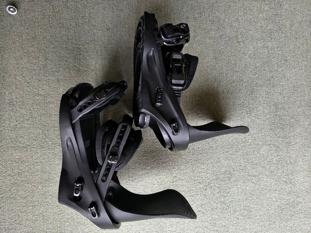 FLUX SR　Mサイズ　23-24モデル