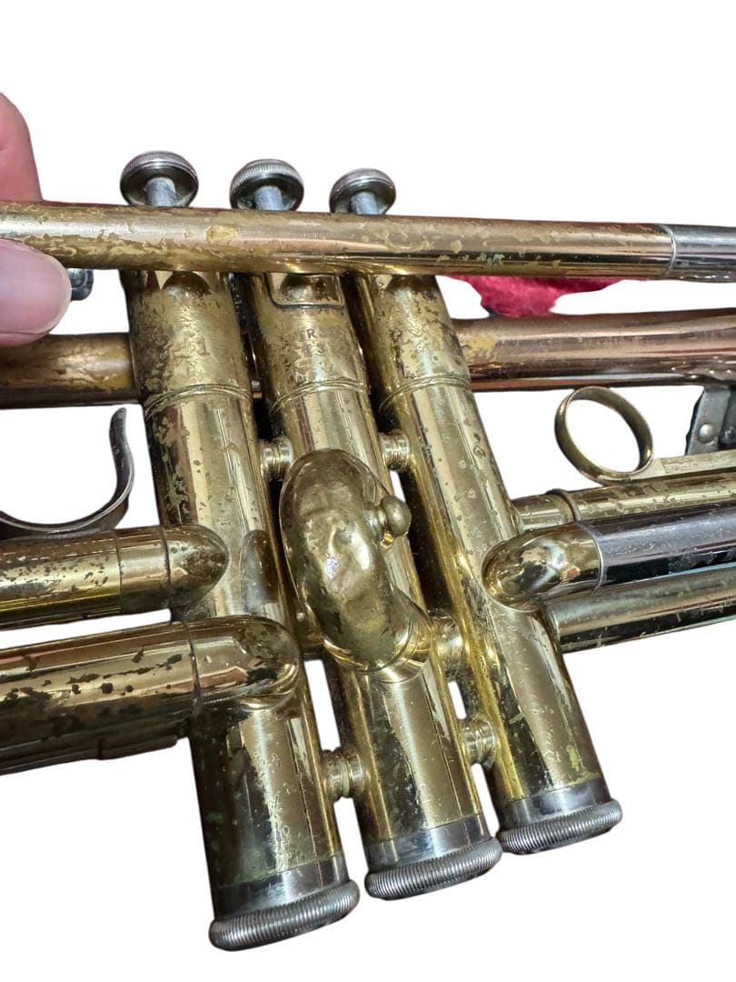 ジャンク 赤ベルYAMAHA トランペット YTR-3320 マウスピース付