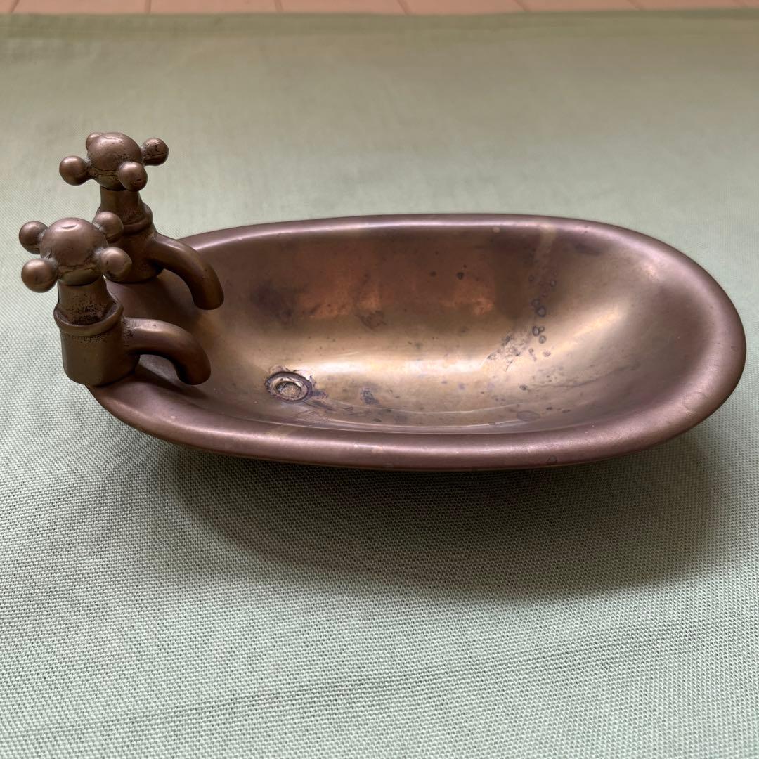 ★アンティーク★真鍮★バスタブ石鹸入れ&シェルトレー灰皿　2点セット