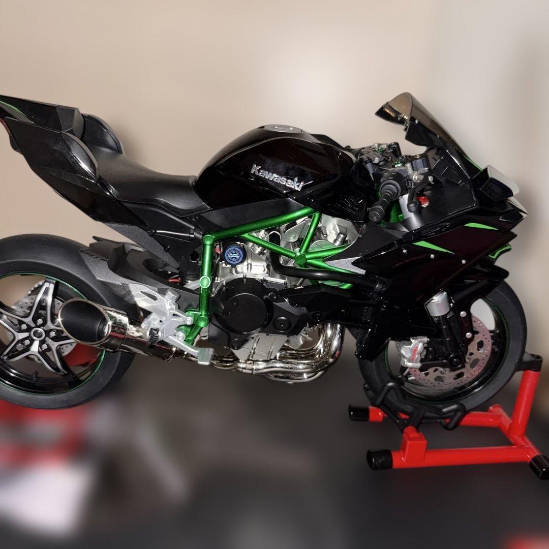 kawasaki Ninja H2R 1:6スケール ギミックあり