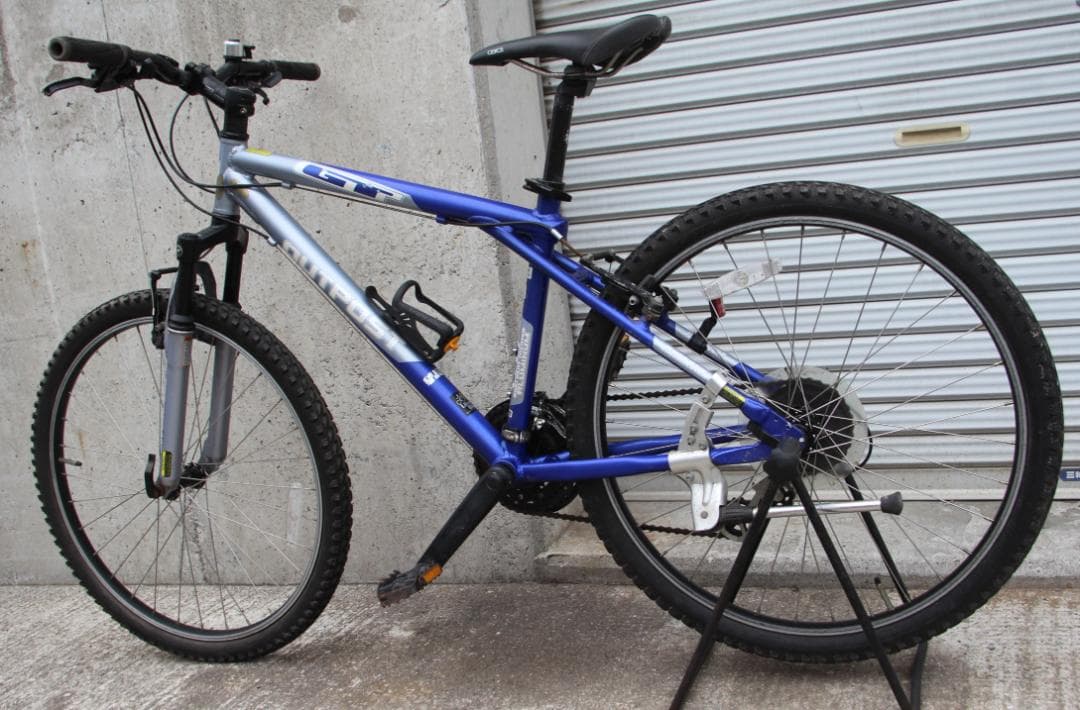 引き取り限定♪GT♪OUTPOST♪お手軽マウンテンバイク♪通学などにどうぞ♪