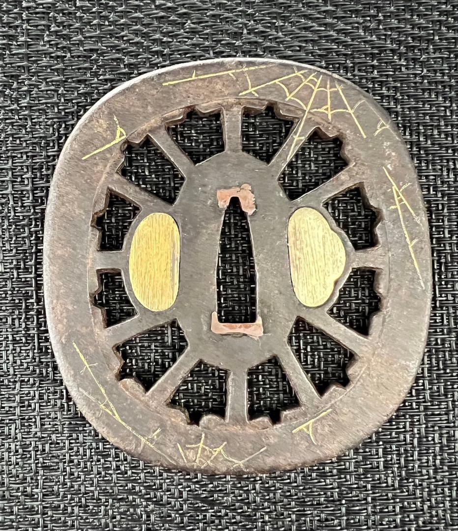 刀鍔 無名肥後 楽寿 透かし鍔 責金 年代物 桐箱付き(鍔布団有) アンティーク