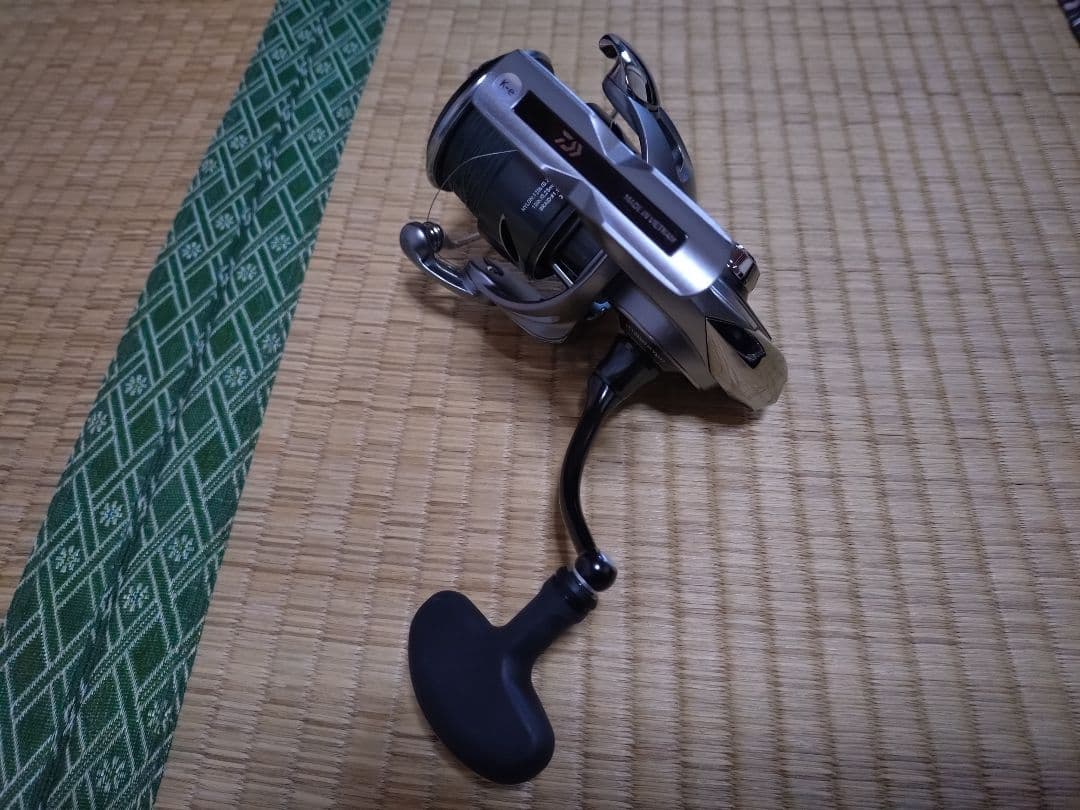 DAIWA 25カルディア 4000−CXH