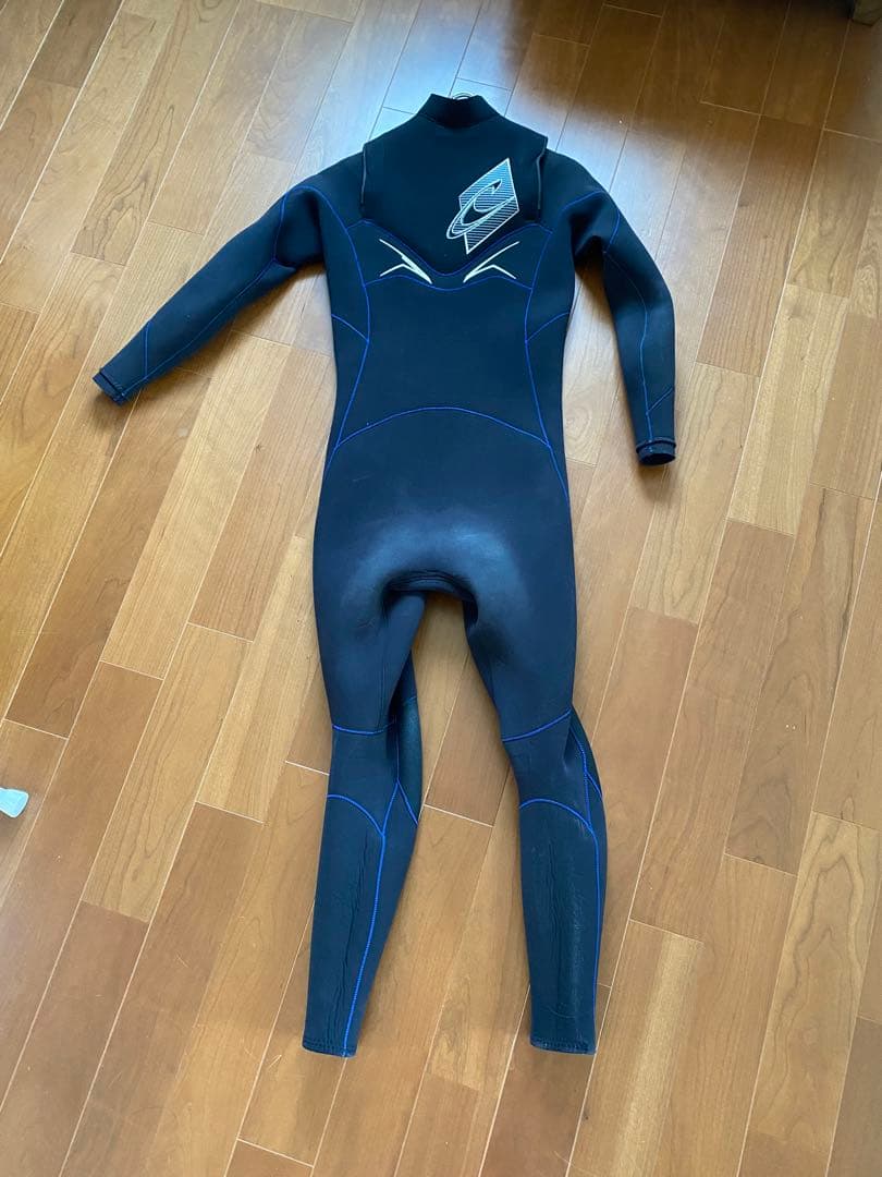 ONEILL フルスーツ ブラック/ブルー　ジャーフル