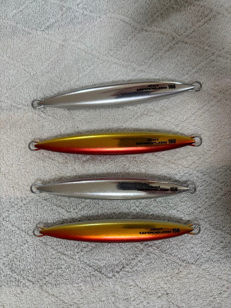 ウロコジグ　スティンガーバタフライ イージーペブル