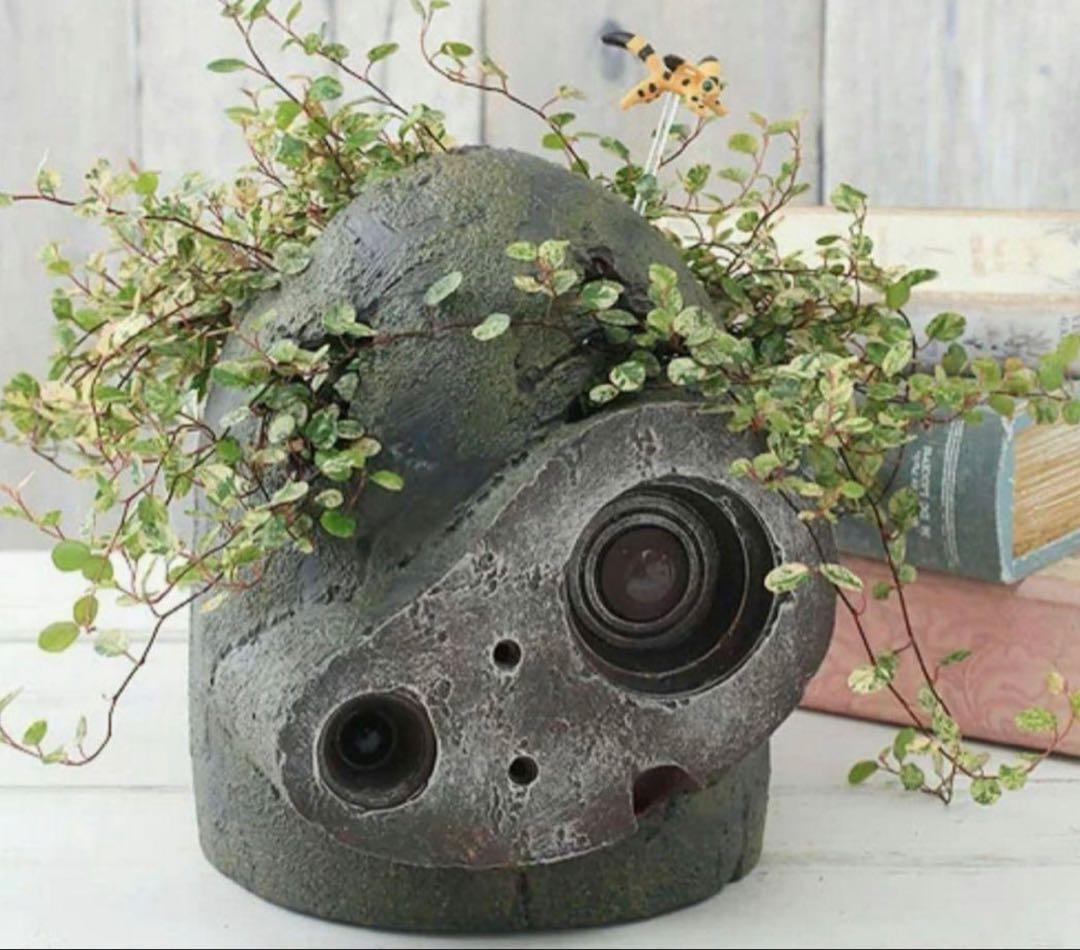 ラピュタ　ロボット兵　　プランター　頭