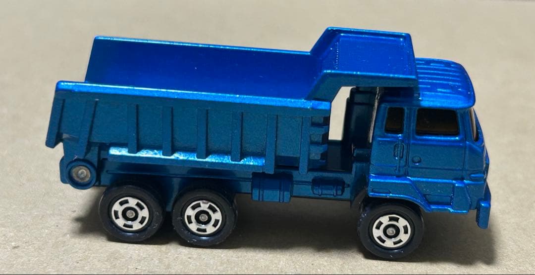 日本製 トミカ いすゞ オフロードダンプ