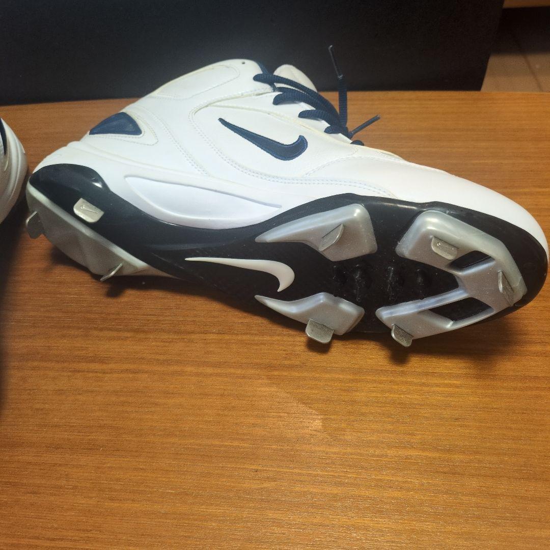NIKE 野球用 スパイク　サイズ28.5　ホワイト