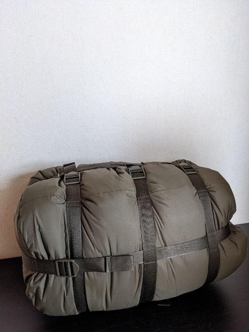 ☆*☆様 【新品】カリンシア ディフェンス6 ＆純正インナーL セット　寝袋