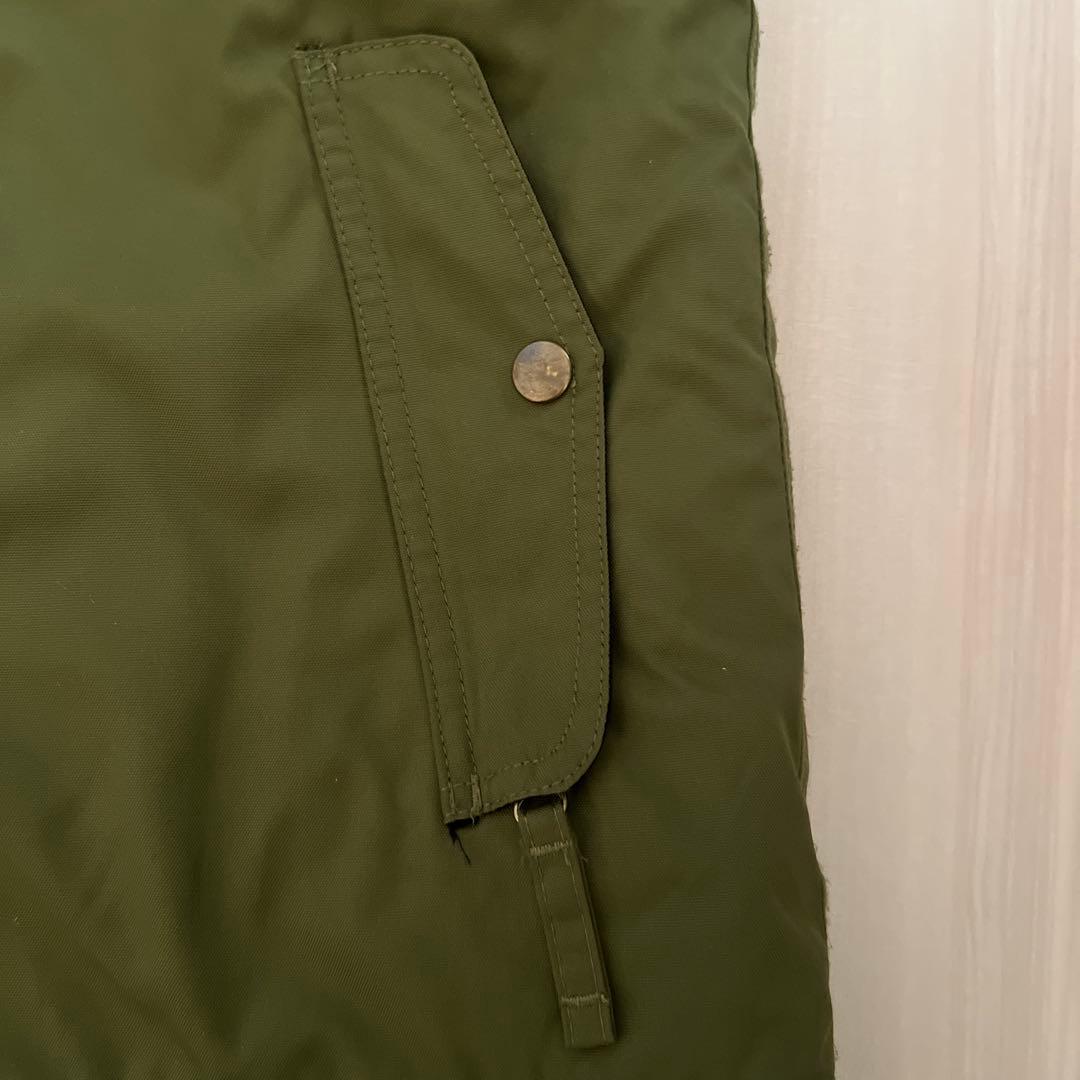 686 シックスエイトシックス　スノボー　ウェア