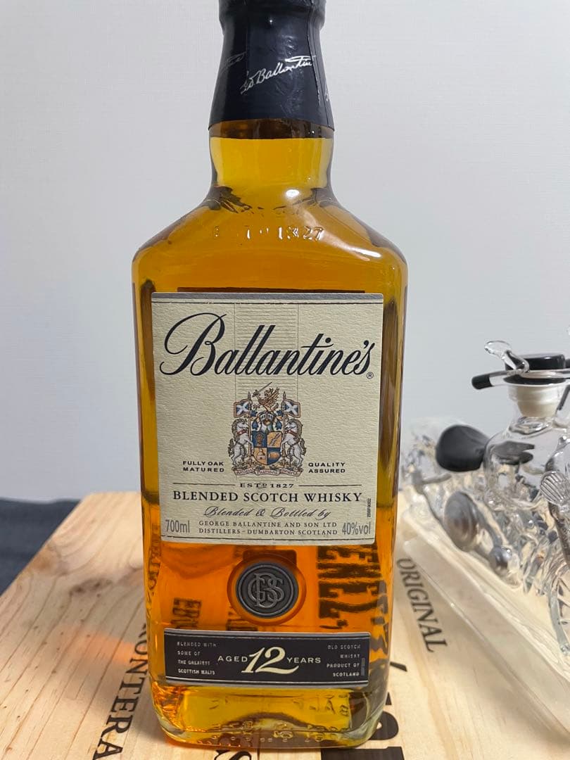 バランタイン12年旧ボトル　バイク型デキャンタボトル　セット