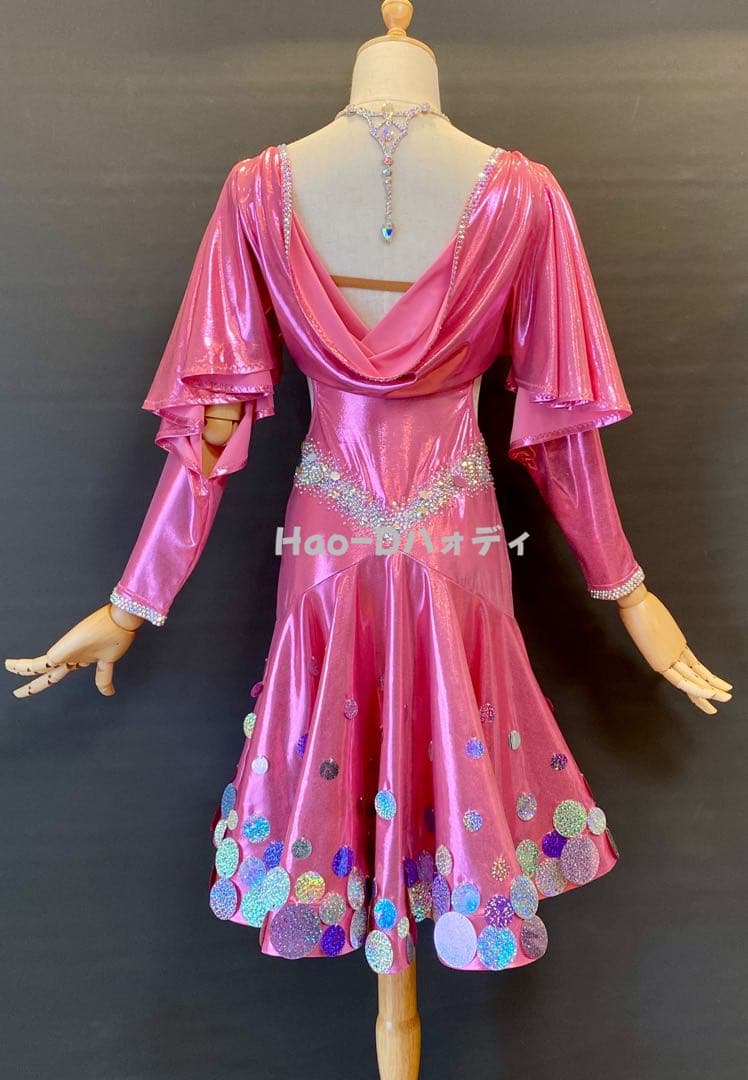 新品★ラテンドレス★メタリック★桜ピンク★社交ダンス★競技